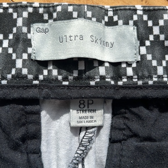 GAP Ultra Skinny Diamond Print Stretch Pants (Size 8P) - Picture 3 of 5